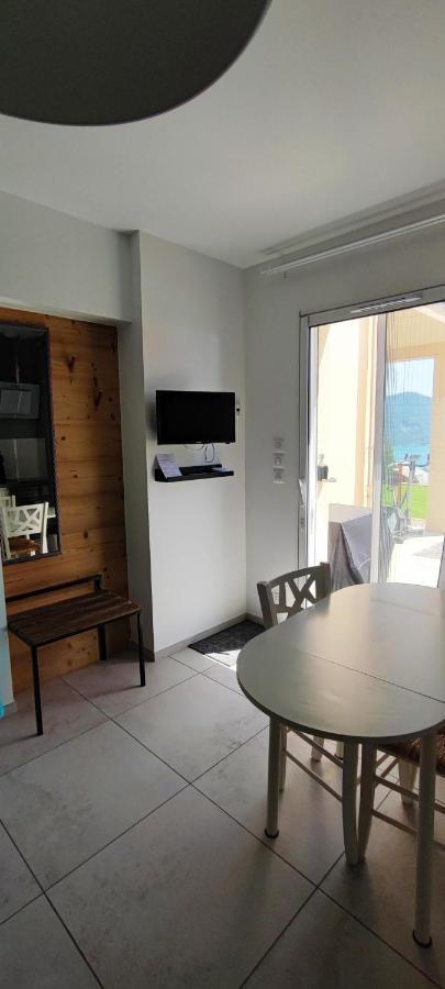 Chambre 2 Vue Lac Av Piscine Prunières Zewnętrze zdjęcie